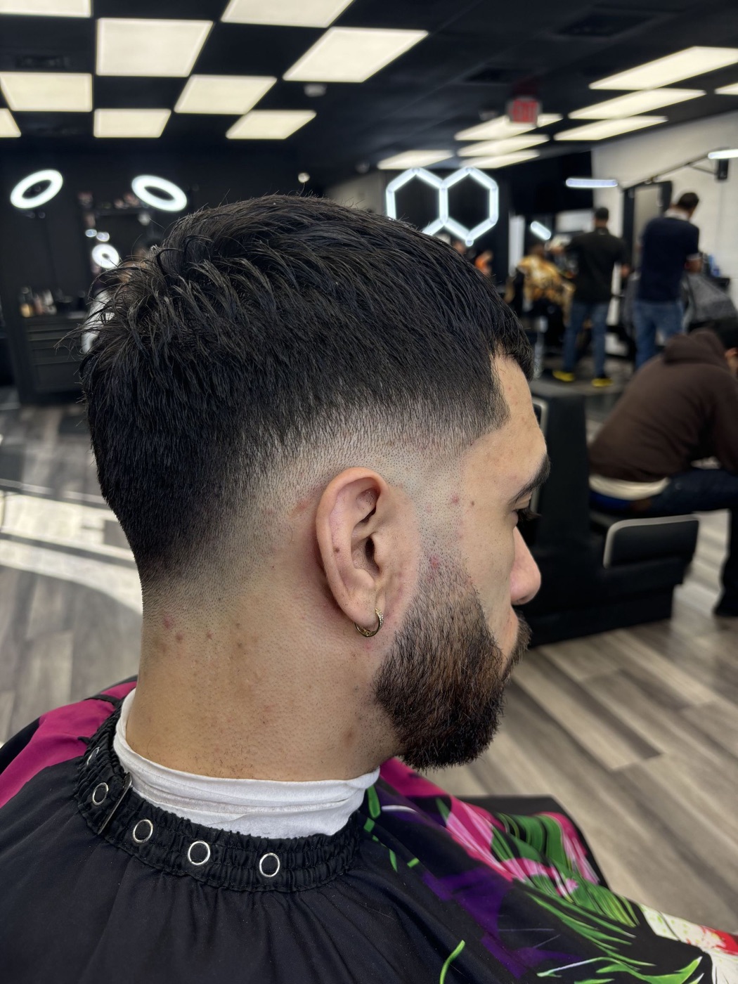 Clean mid fade with textured top