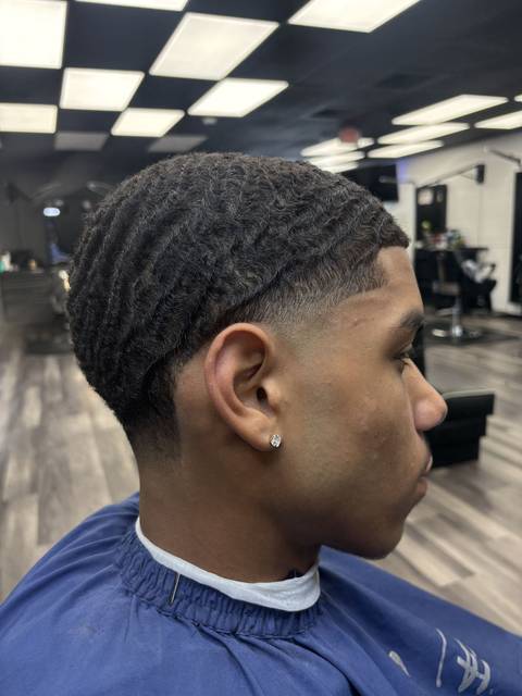 Sharp 360 waves with a clean taper